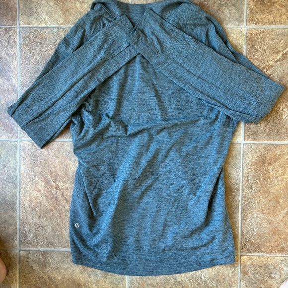 Men’s Lululemon soft jersey quarter zip - Picture 3 of 4